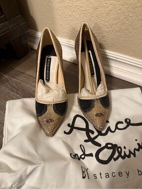 Alice + Olivia Gold and Black Crystal-Embellished Pointed Heels